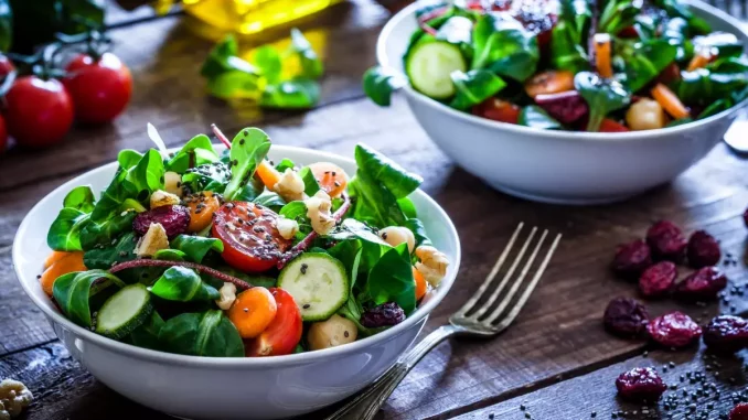 How Vegetable Salad Impacts Males’s Well being